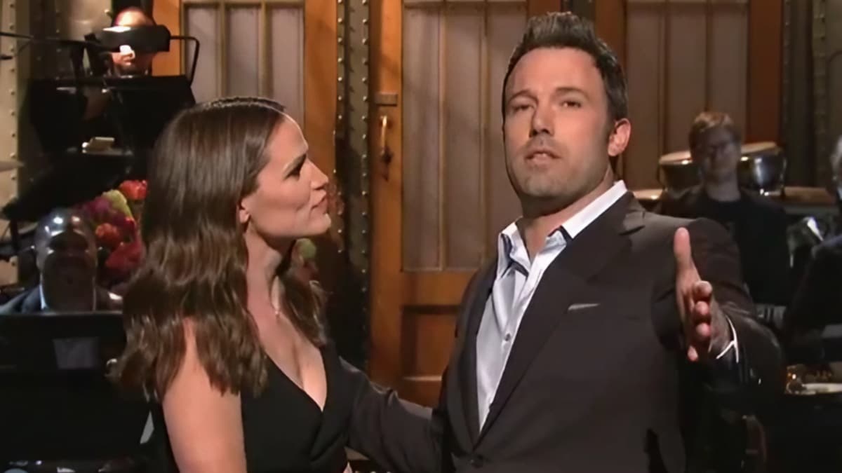 Ben Affleck and Jen Garner on Saturday Night Live